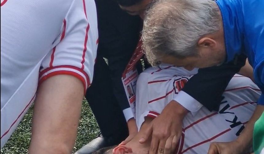 Amatör maçta futbolcu bilincini kaybetti