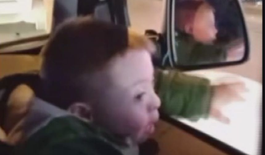 Down sendromlu Bekir Asaf'ın doğum gününü, sürücüler kornalarla kutladı