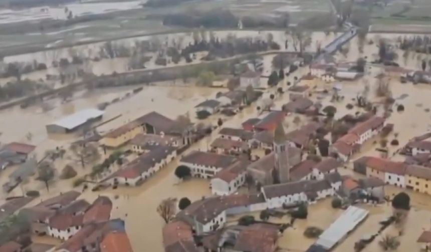 İtalya'da sel: 2 ölü