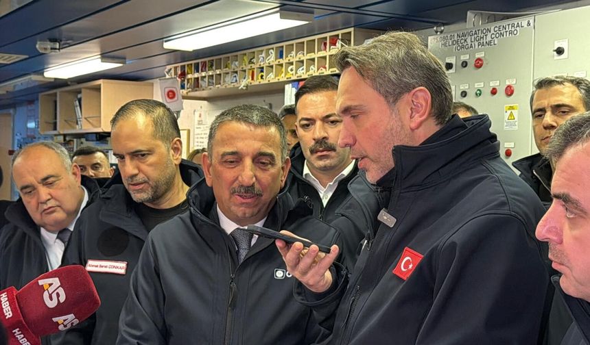 Bakan Bayraktar: Kritik enerji altyapılarının güvenliğiyle alakalı çok uzunca bir süredir çalışıyoruz (2)