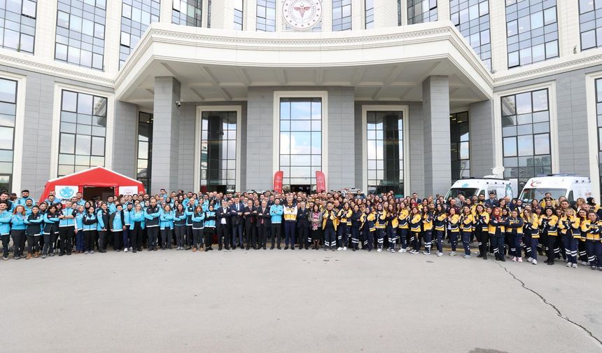 Havaalanları ve AVM'lere kalp rahatsızlığı geçirenler için otomatik şok cihazı geliyor 