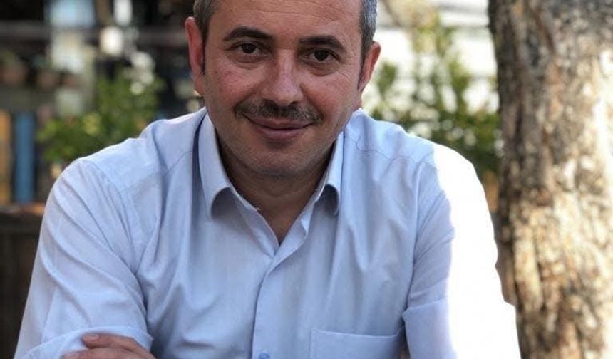 Karabük'te otomobil, refüjdeki ağaca çarpıp ters döndü: 1 ölü