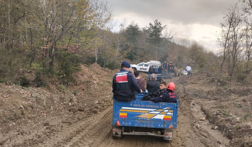 Köy muhtarı, 30 metre yükseklikten düşüp yaralandı