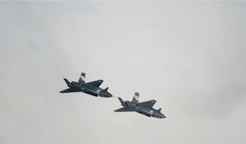 Kızılelma’dan Tarihi Test: Otonom Filo Uçuşu Başarıyla Yapıldı