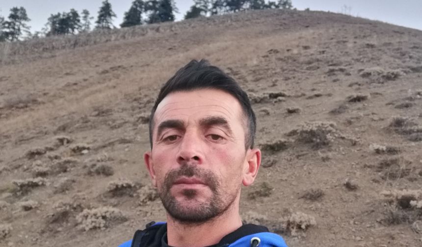 Artvin'de çığ altında kalan çobanı arama çalışmalarında 4'üncü gün