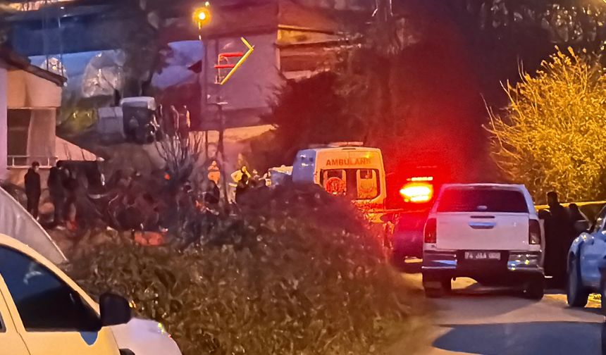 Bartın'da tartıştığı eşini öldürüp, intihar etti