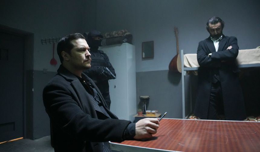 Eşref Rüya, yeni bölümüyle izleyiciyi ekrana kilitledi