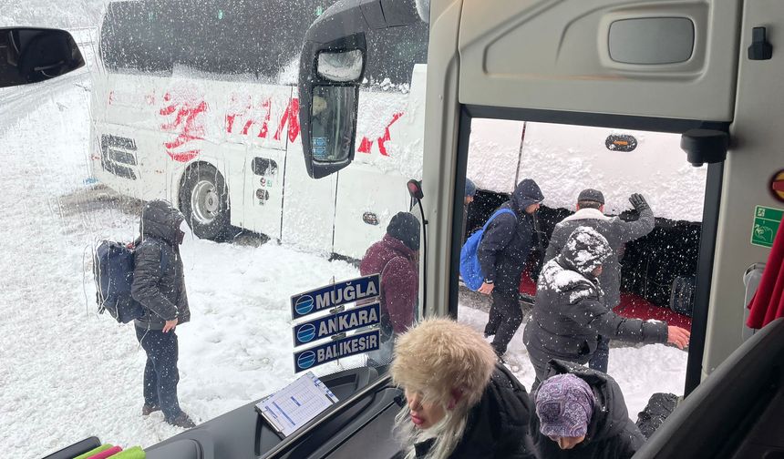 Zonguldak kar altında; 133 köy yolu kapalı (2)