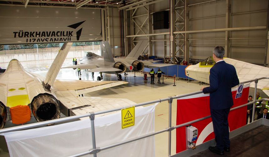 Haluk Görgün, KAAN hangarını ziyaret etti