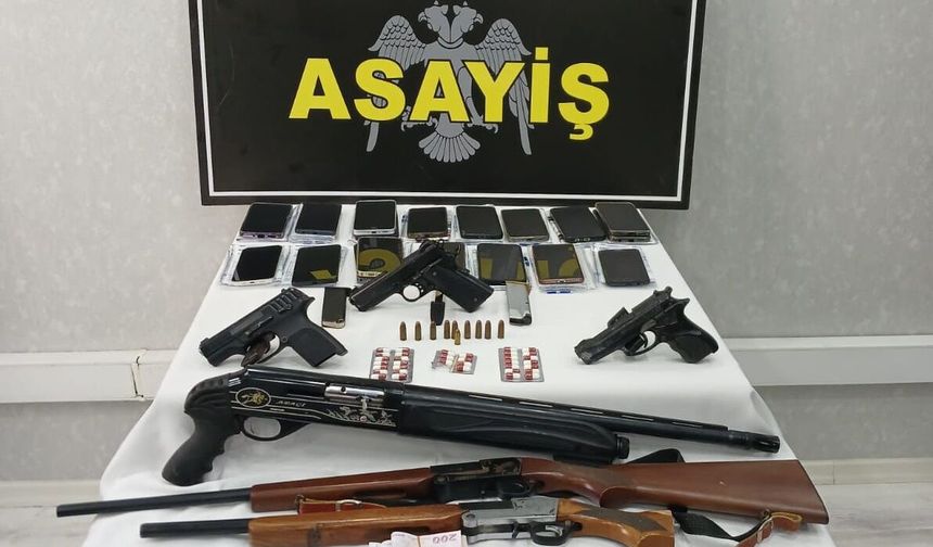 Mersin'de fuhuş operasyonu: 13 tutuklama