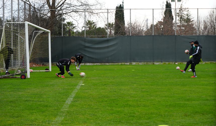 Selçuk İnan: Beşiktaş önemli oyunculara sahip bir takım