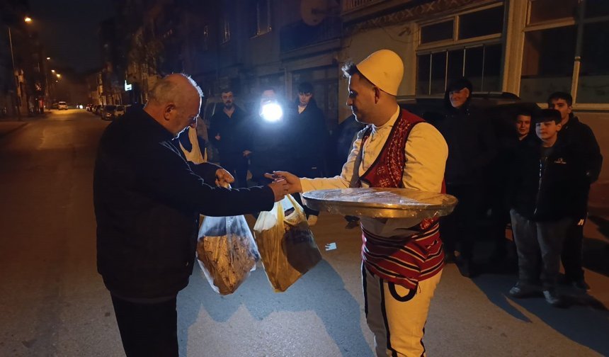 Bursalılar sahura Rumeli ezgileriyle kaldırıldı