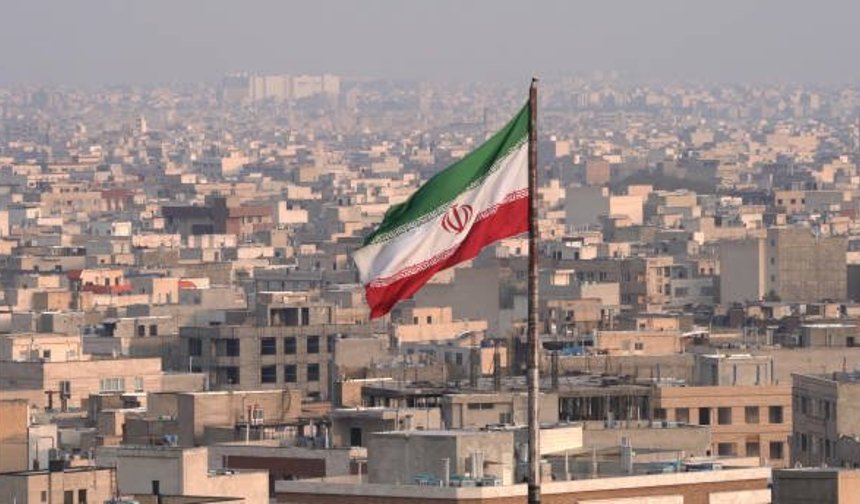 İran: Düşman tamamen teslim olana kadar savaşı sürdüreceğiz