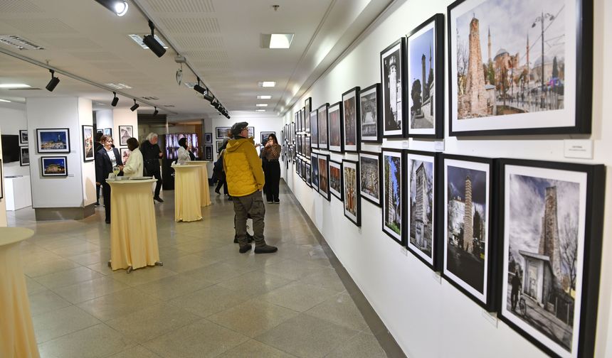 İstanbul - İstanbul'un tarihi su yollarını belgeyen fotoğraf sergisi açıldı/ Görüntü güncellendi