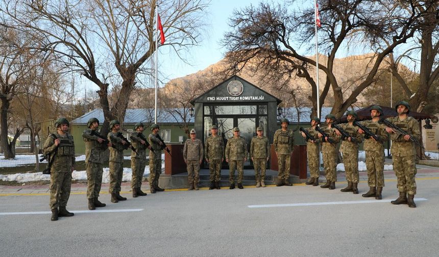 Kara Kuvvetleri Komutanı Tokel, hudut birliklerini denetledi