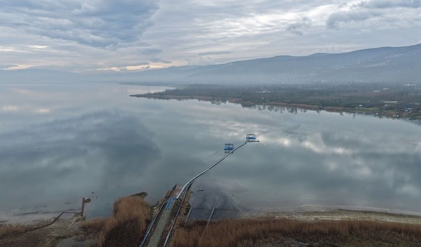 Yüzde 96 seviyesine ulaşan Yuvacık Barajı'ndan, Sapanca Gölü'ne 'can suyu'