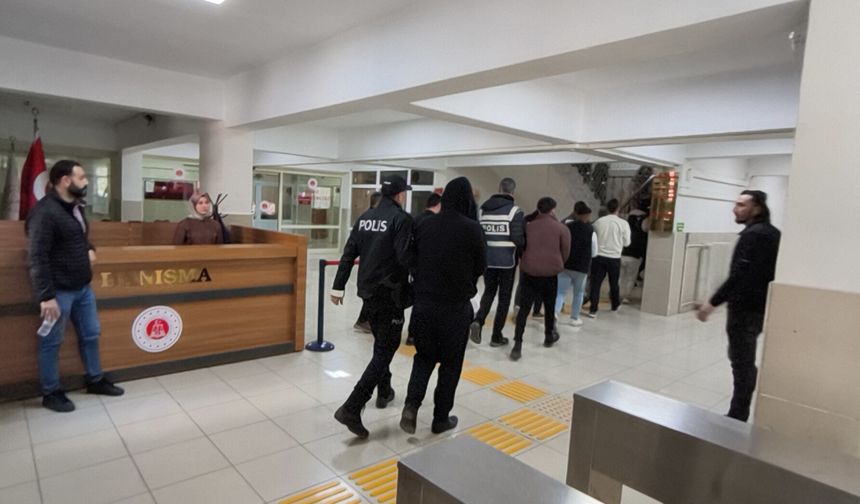 Tokat merkezli 12 ilde yasa dışı bahis operasyonu: 64 gözaltı