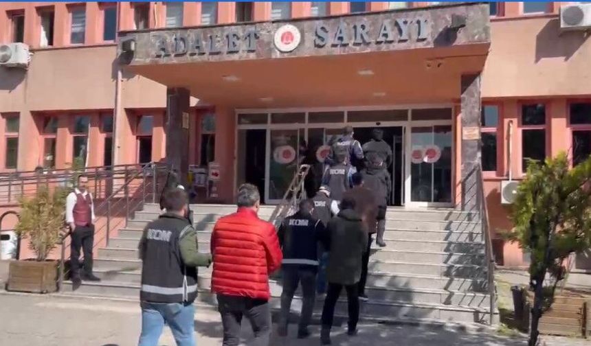 Karabük merkezli 14 ilde dolandırıcılık operasyonu: 23 gözaltı