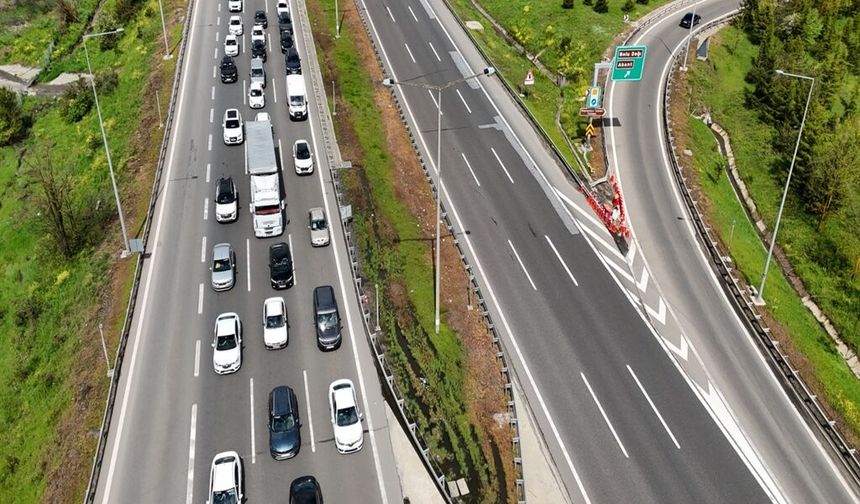 Bolu Dağı Tüneli'nden bayram tatilinde 1 milyon 51 bin 507 araç geçti