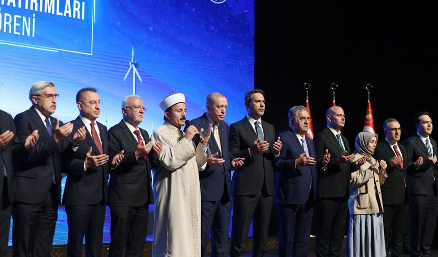 Cumhurbaşkanı Erdoğan: Gündemlerinde sadece koltuk kavgası var