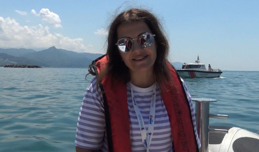 Yelkenliyle 'Solo Türkiye Turu' rekoru için Artvin'den denize açıldı