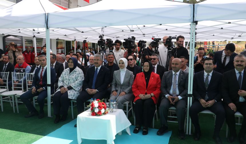 Bakan Göktaş: Her çalışmamız, büyüklerimize duyduğumuz hürmetin ifadesi
