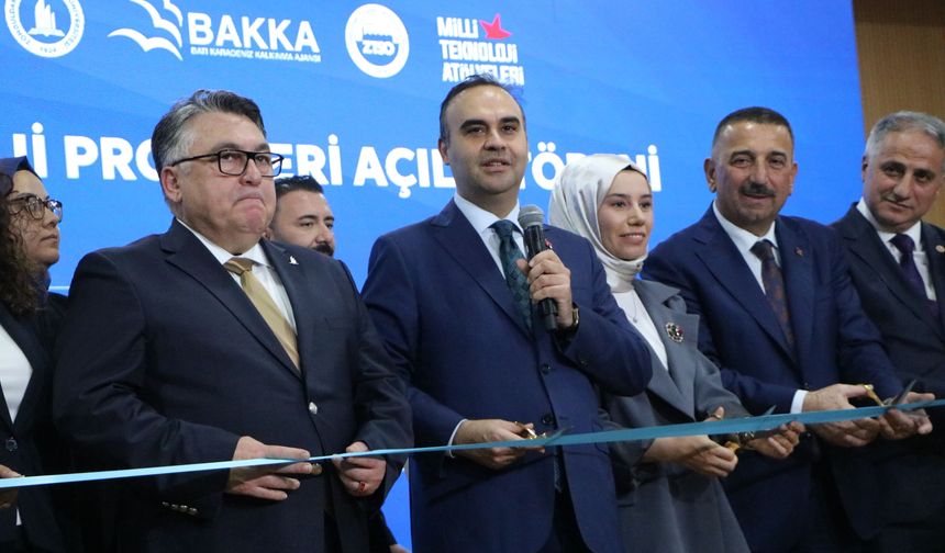 Bakan Kacır: Hasımlarına caydırıcılığıyla net mesaj veren bir Türkiye var