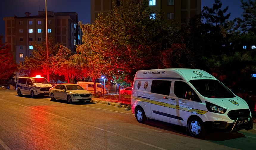 Kayseri'de 3'üncü kattan düşen çocuk ağır yaralandı