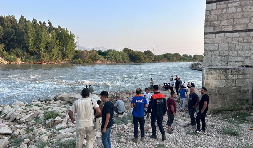 Adana'da nehirde kaybolan 2 çocuk için arama çalışması başlatıldı