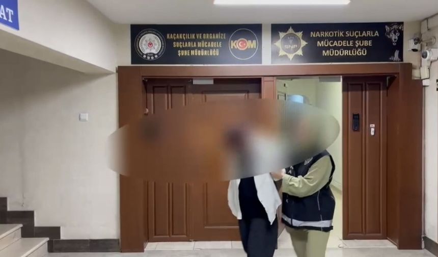 Sakarya'da 3 bin 147 adet sentetik ecza ele geçirildi: 2 tutuklama