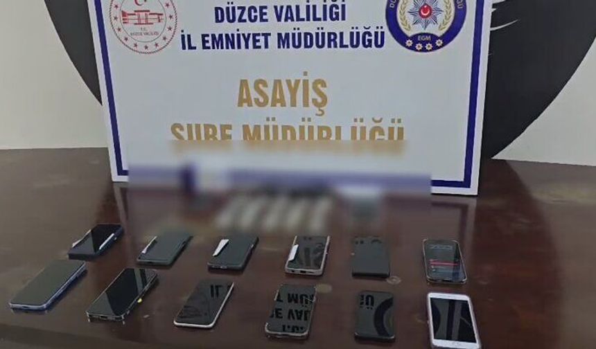 Masaj salonlarına fuhuş operasyonu: 5 tutuklama