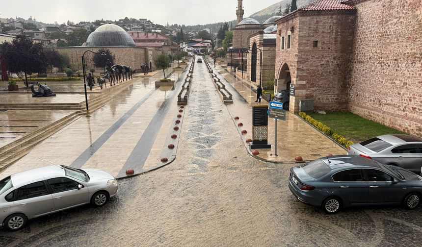 Tokat'ta sağanak etkili oldu