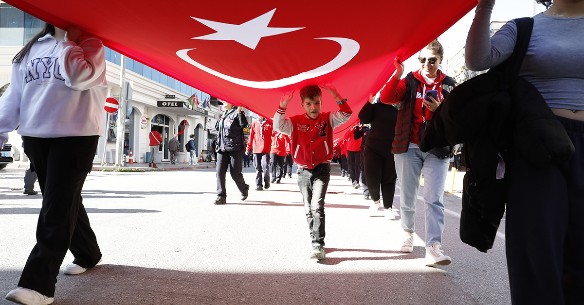 Samsun 29Ekim 1919 Metre Bayrak Yuruyusu 4