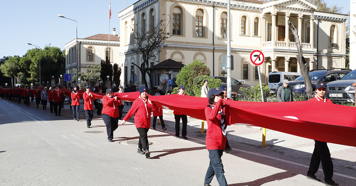 Samsun 29Ekim 1919 Metre Bayrak Yuruyusu 5