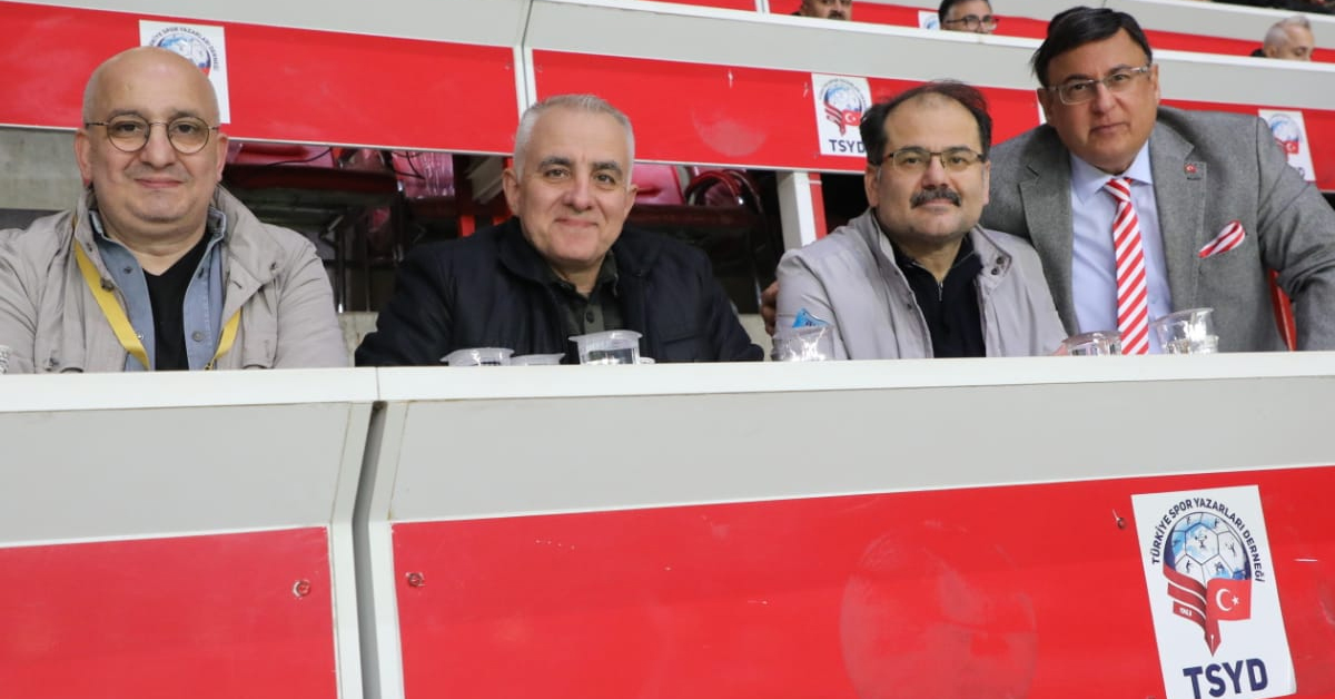 Samsunspor Fenerbahce Protokol Uyeleri Basin Tribunu 3