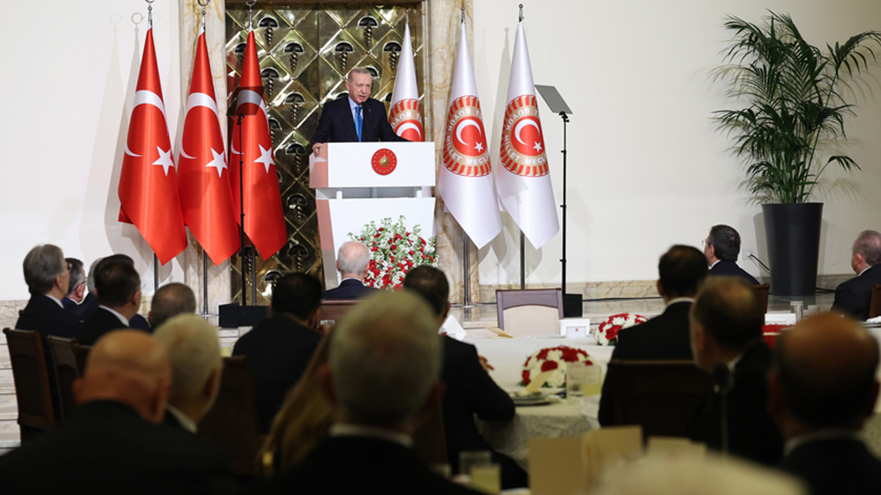 Cumhurbaskani Erdogan Iftar 3
