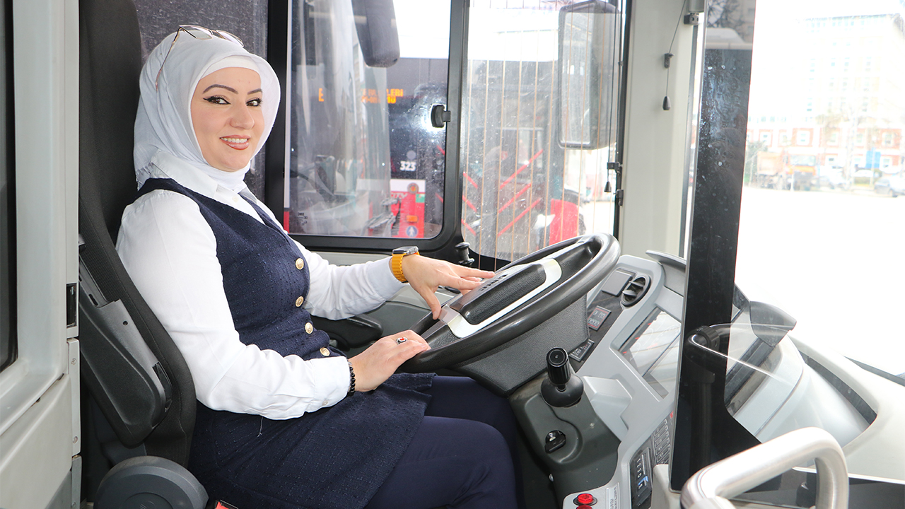 Samsun Kadin Otobus Soforu 4
