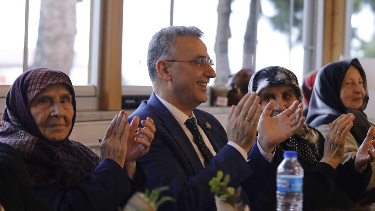 Anneler Gunu Ihsan Kurnaz 2