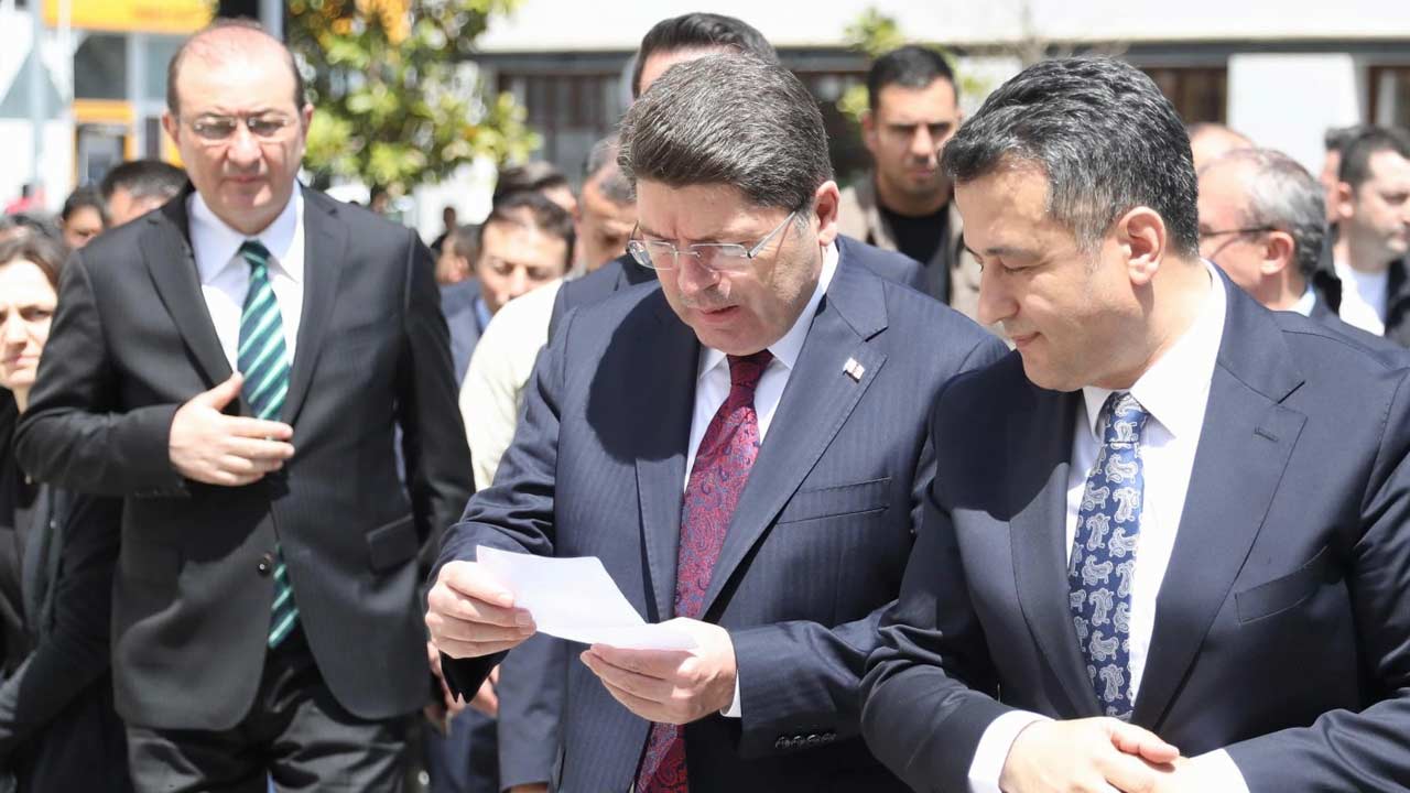 Bakan Yilmaz Tunc Buyuksehir 4