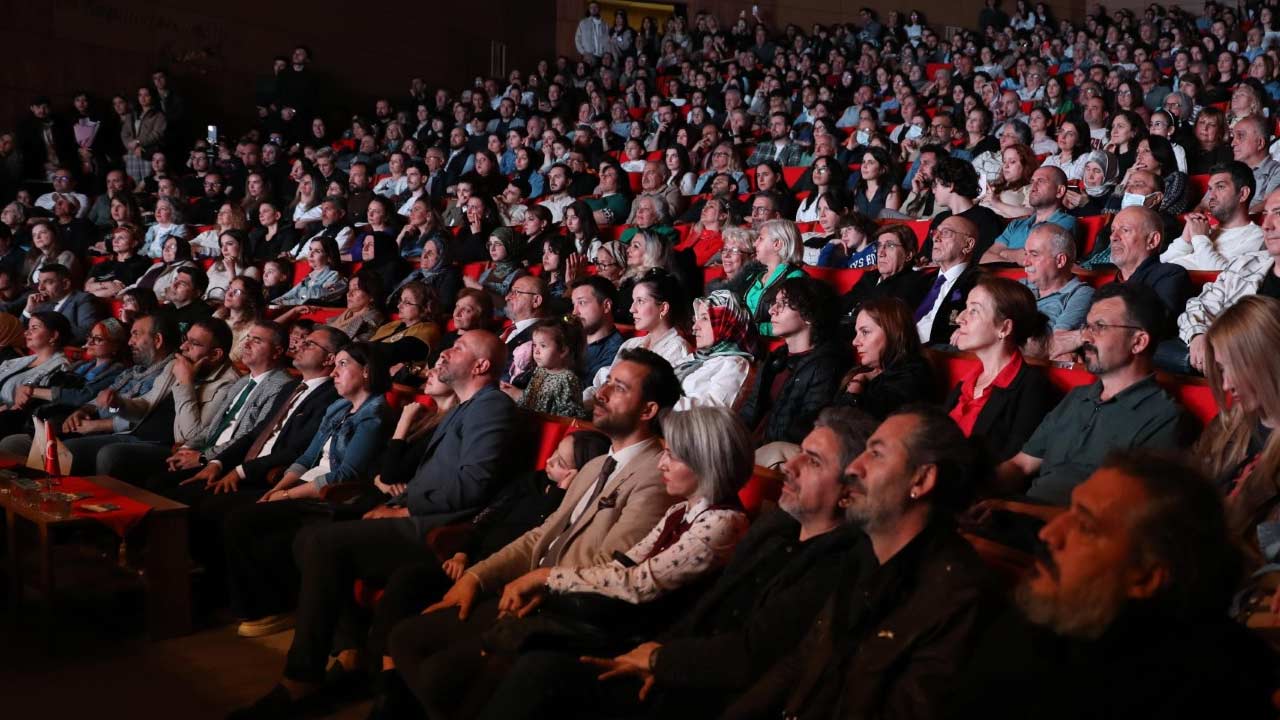 Buyuksehir Kent Orkestrasi 5