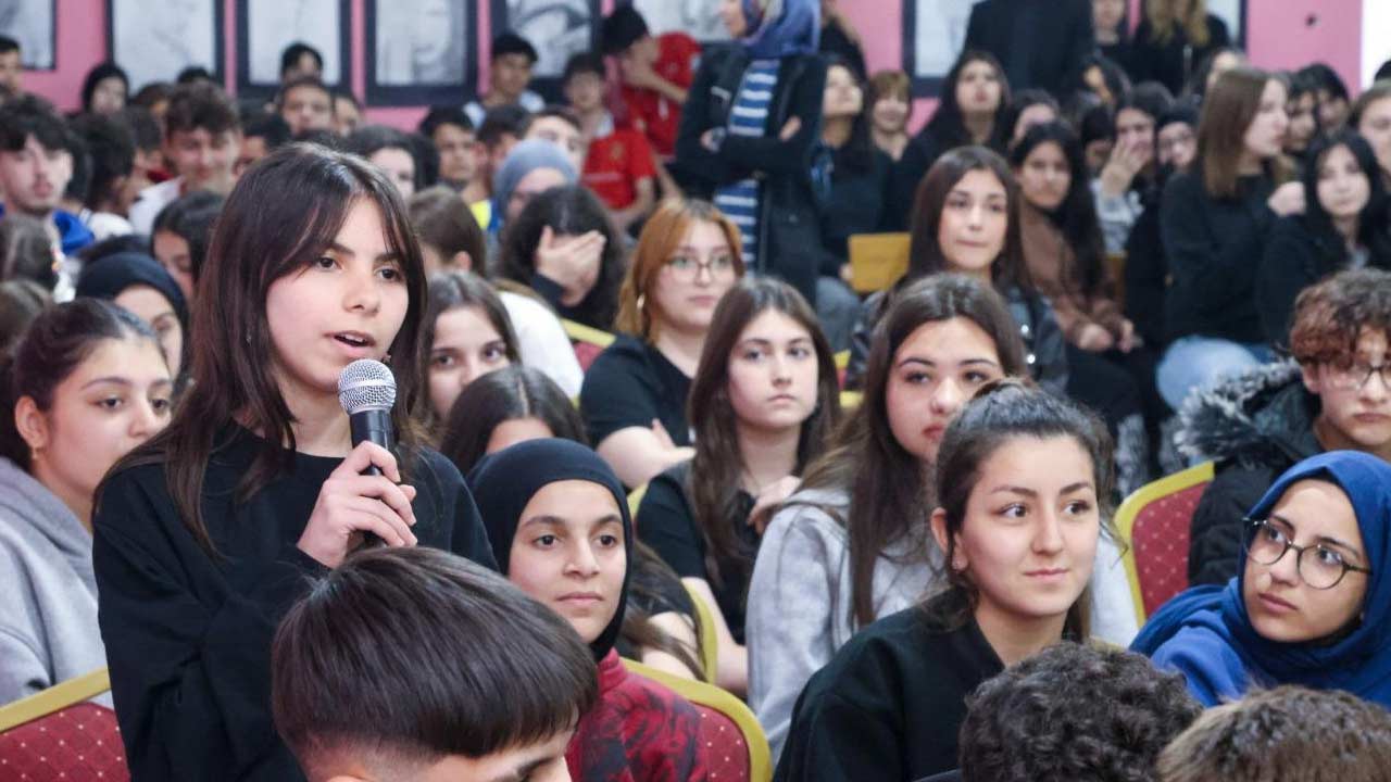 Canik Baskan Sandikci Ogrenciler 4