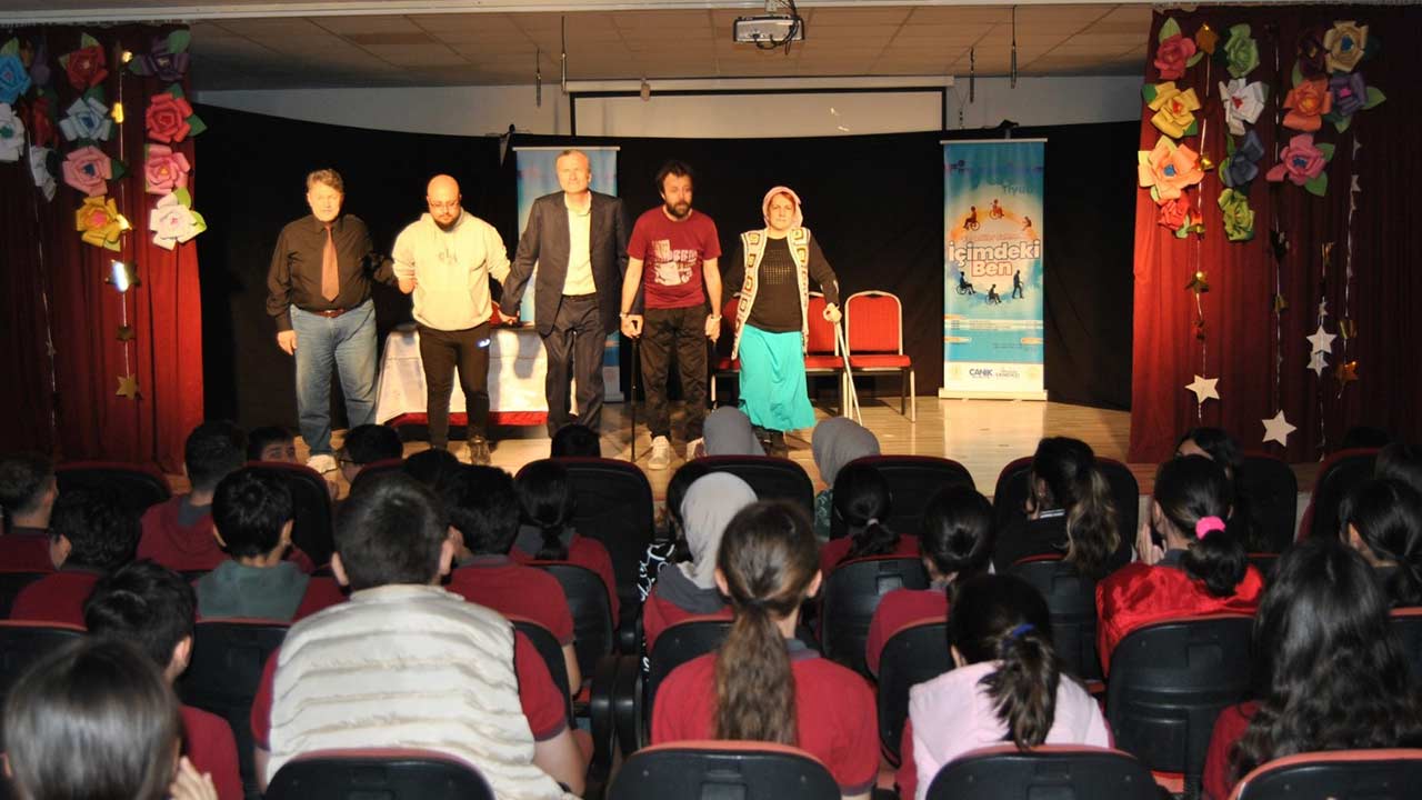 Canik Tiyatro Icimdeki Ben 3