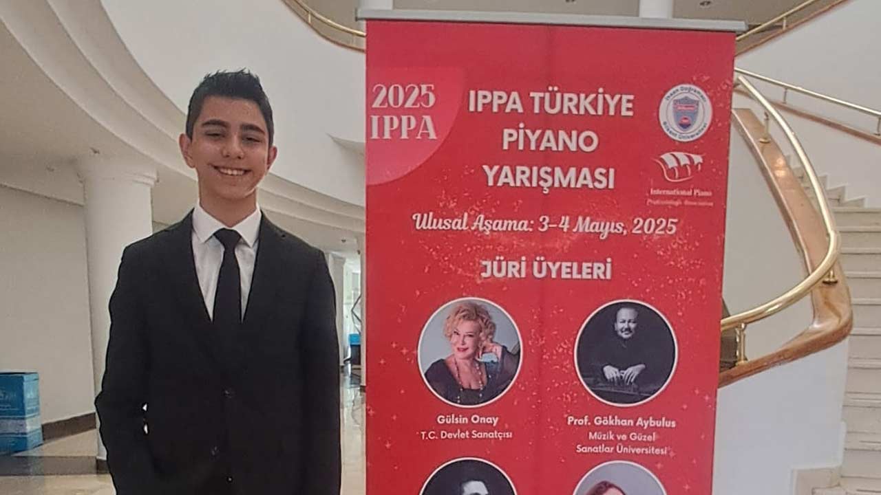 Samsun Piyanist Yigit Yuksel 3