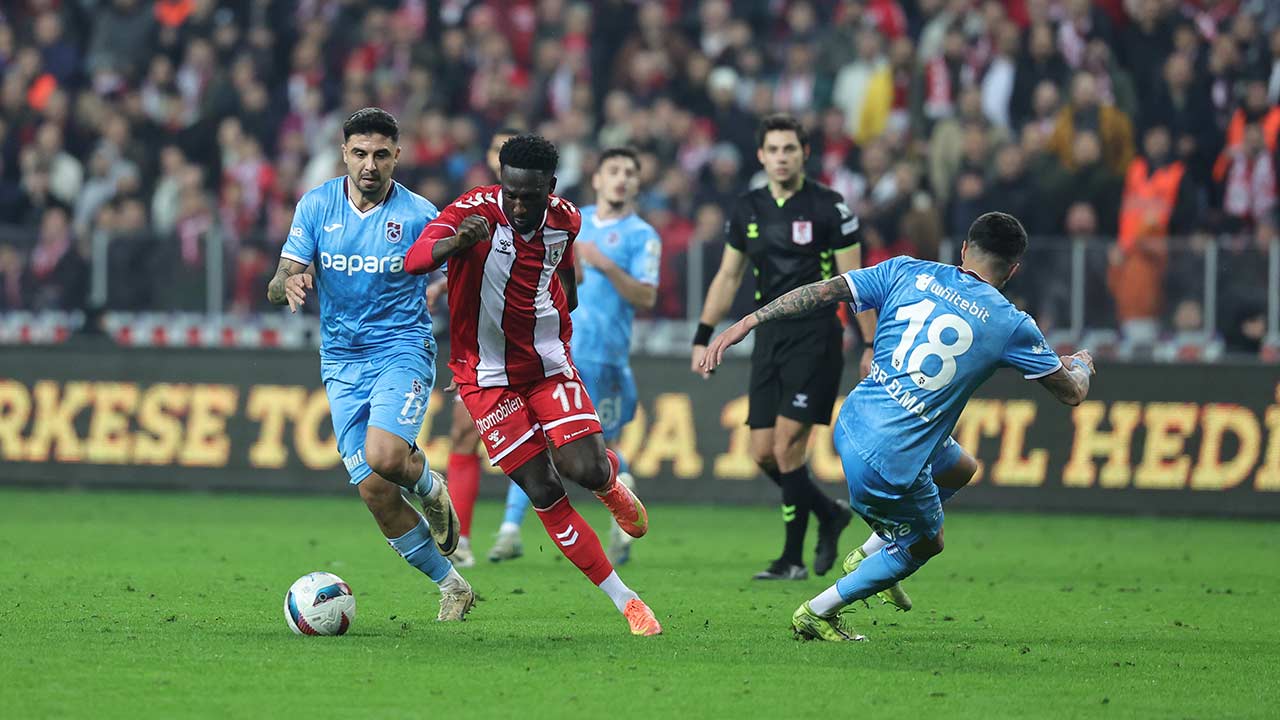 Samsunspor Trabzonspor Maci 11