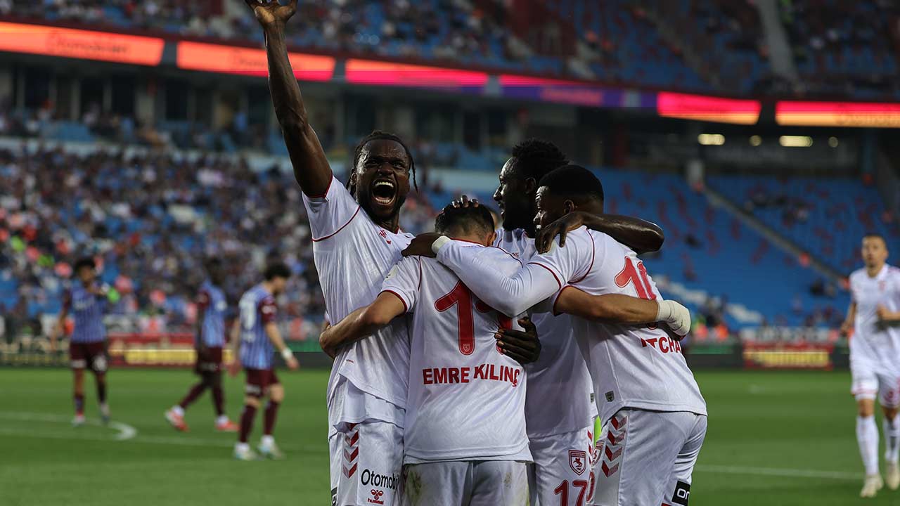 Trabzonspor Samsunspor Maci 8