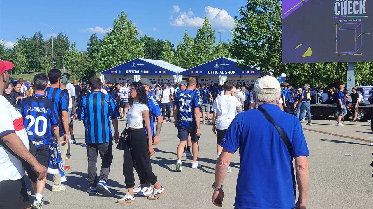 Ibrahim Uefa Yazi Turizm 9