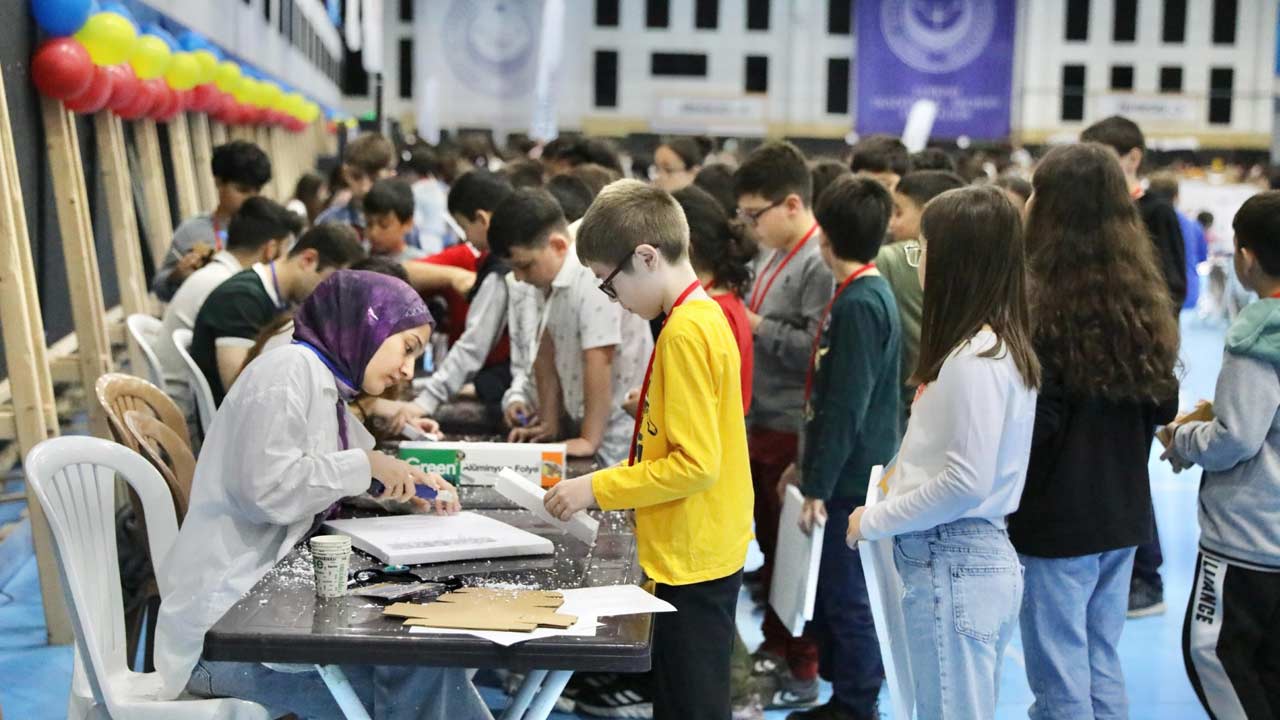 Kesif Kampusu Ogrenci 2