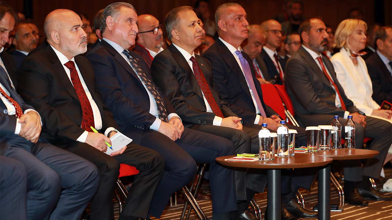 Bakan Yerlikaya Tff Protokol 4