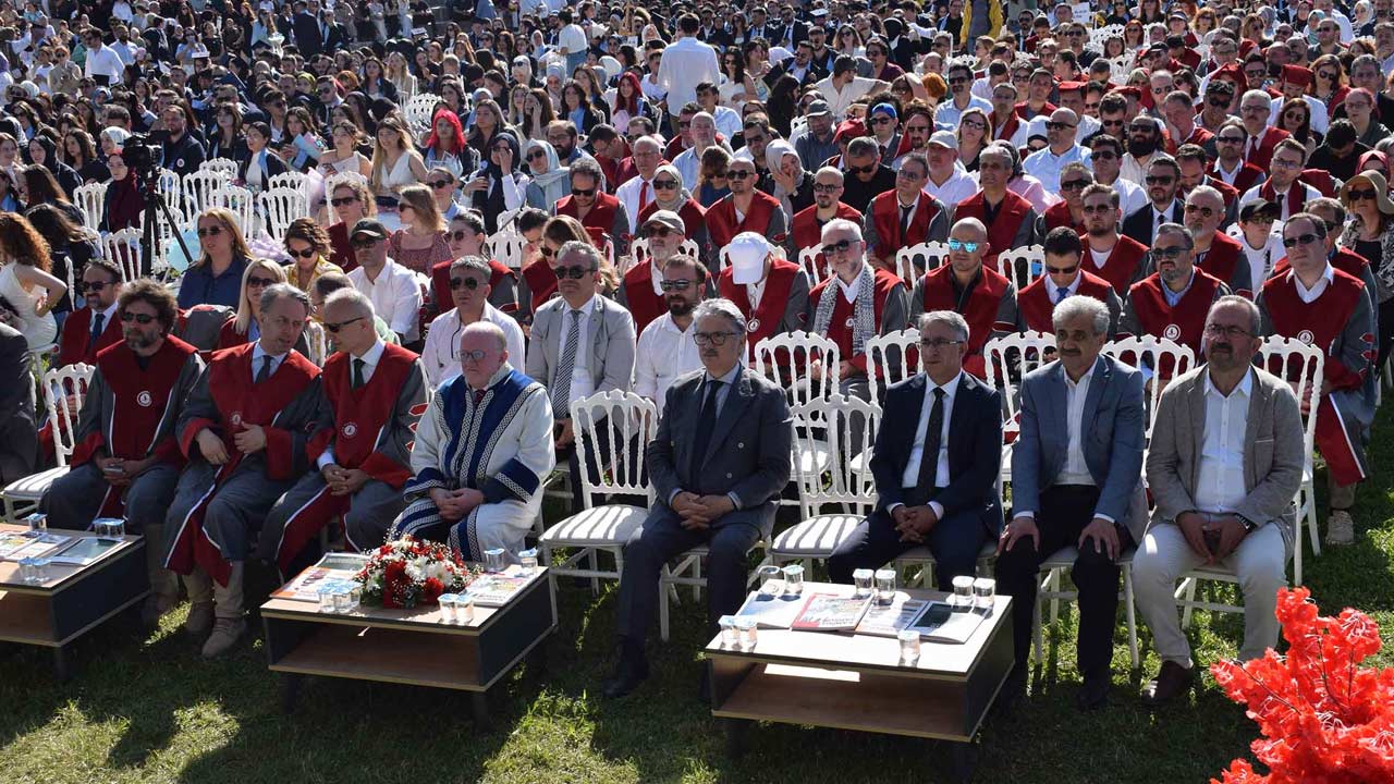 Mmo Samsun Mezuniyet 3
