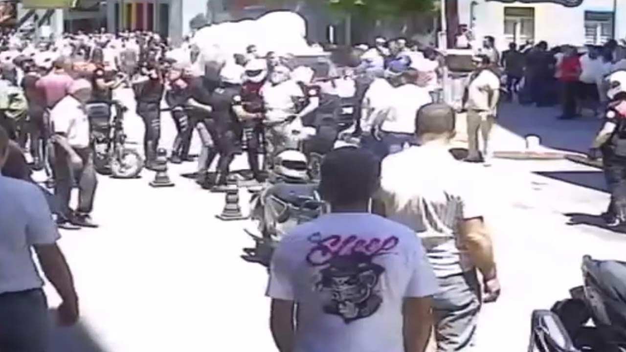 Samsun'da Gazeteciye Ters Kelepce 4